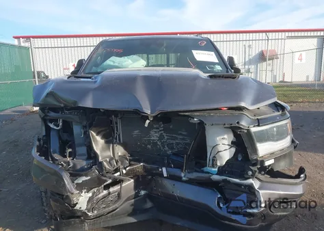 2024 Ram 1500 Laramie 4X4 5'7 Box из США, поврежденный, VIN 1C6SRFJT3RN138908